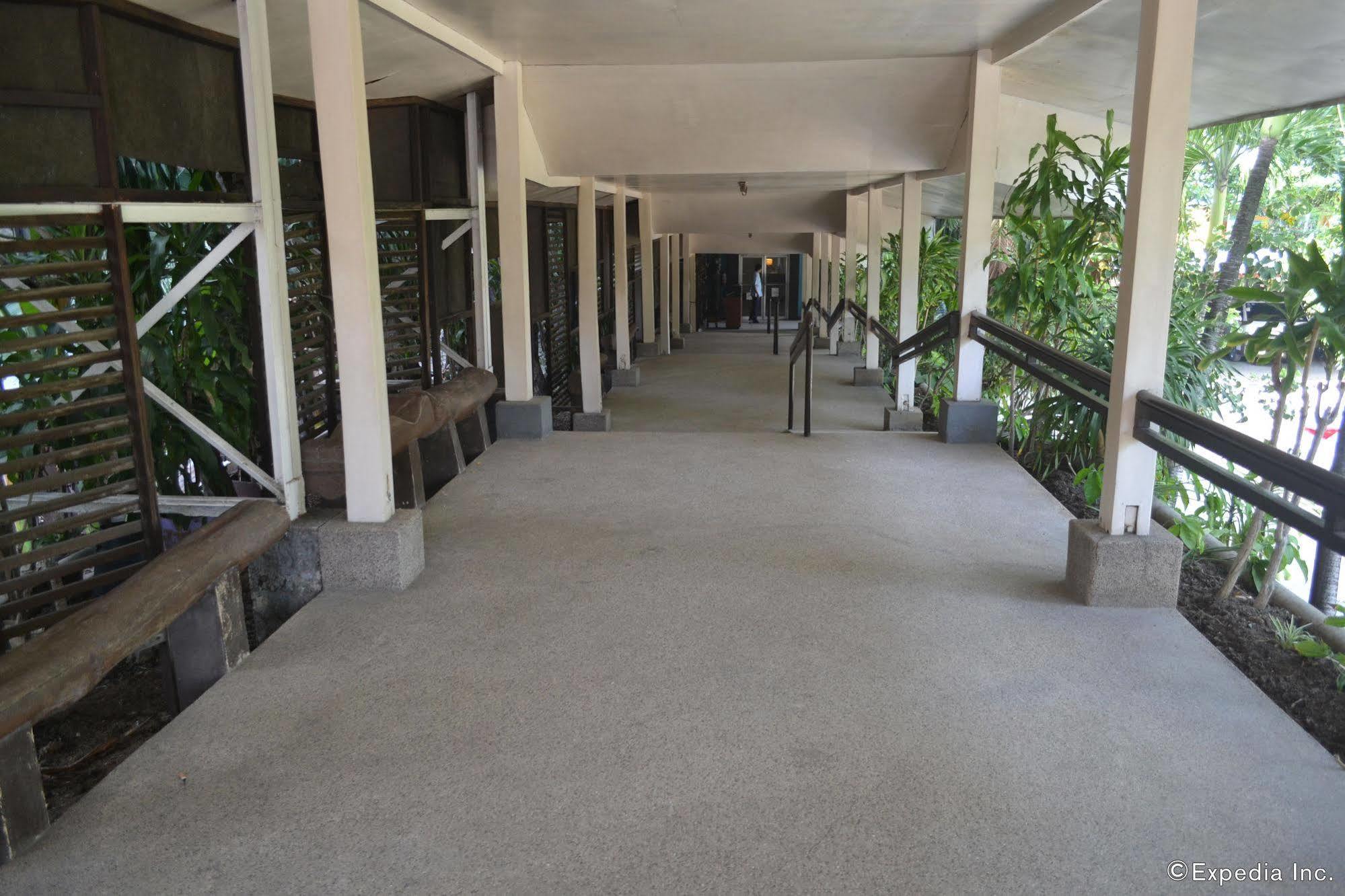 Hotel Cesario Isla de Mactán Exterior foto